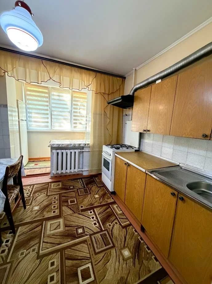 3-bedroom apartment for sale (Ukrainian) on Ukrainian Dobr Street