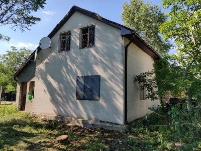 COMMISSION-FREE House by the River in Osorki