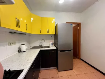Квартира. Київ, Госпітальна вулиця