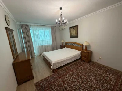 Rent a 2-bedroom apartment 65.5 sq m, Marshal Timoshenko Street,