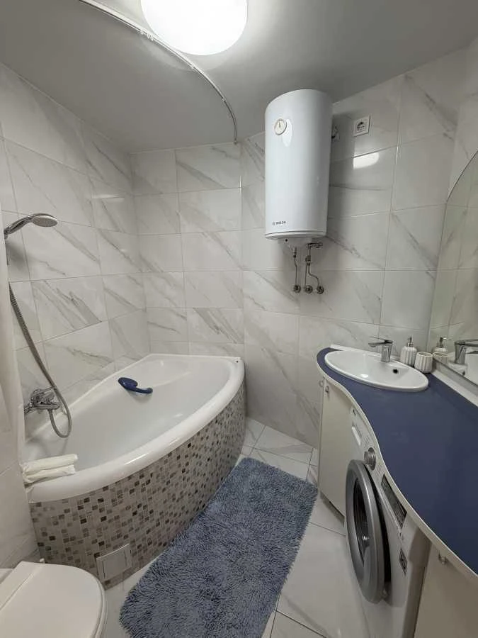 Rent a 2-bedroom apartment 65.5 sq m, Marshal Timoshenko Street,