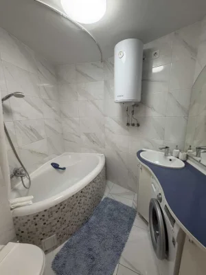 Rent a 2-bedroom apartment 65.5 sq m, Marshal Timoshenko Street,