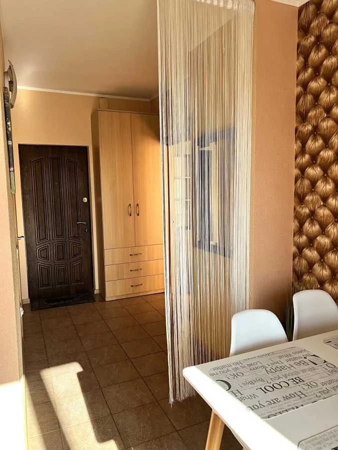 Сдается 1-комнатная квартира 38 м², улица Героев Днепра, 47