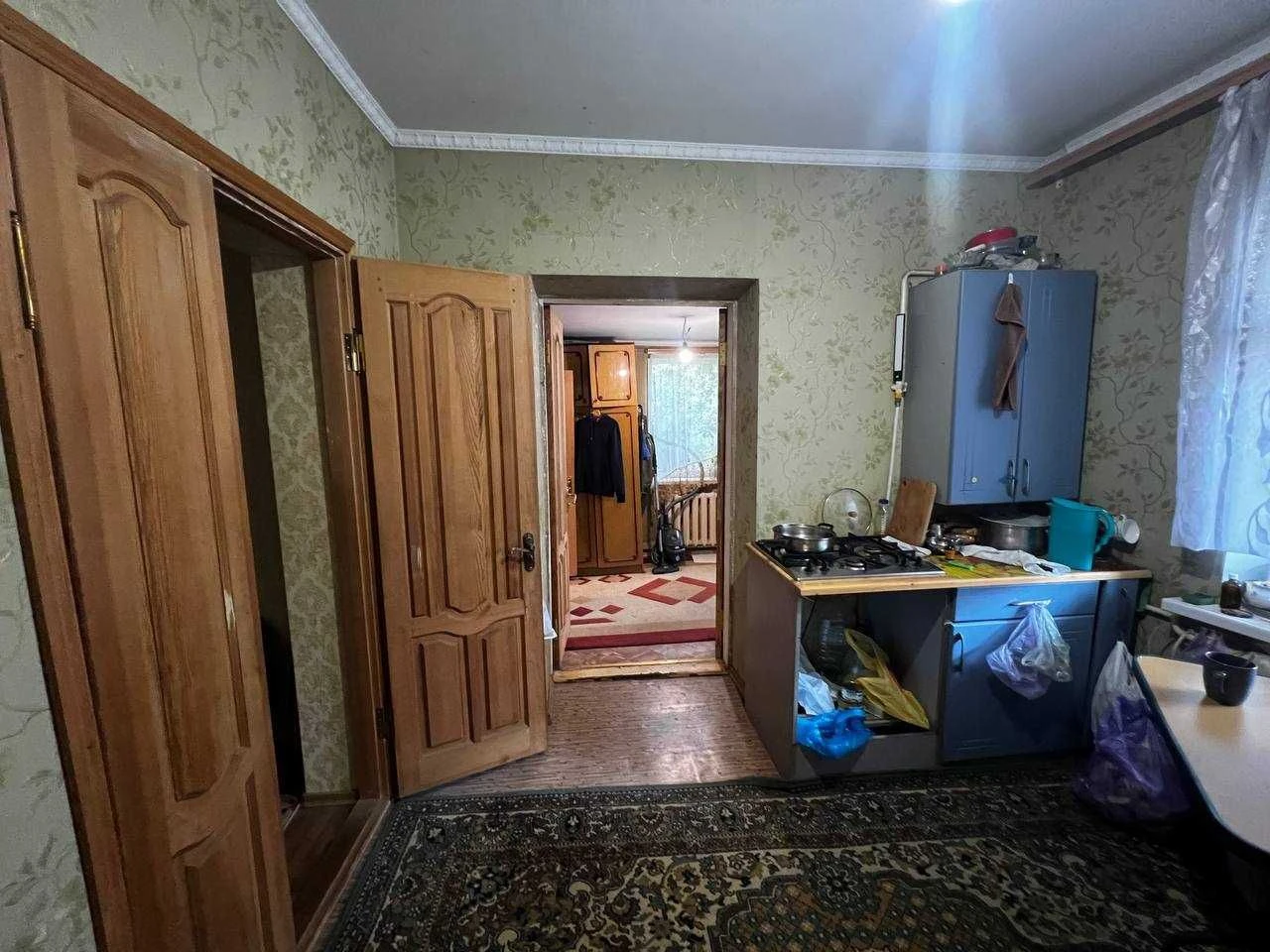 Продається частина будинку в Ленпоселку.