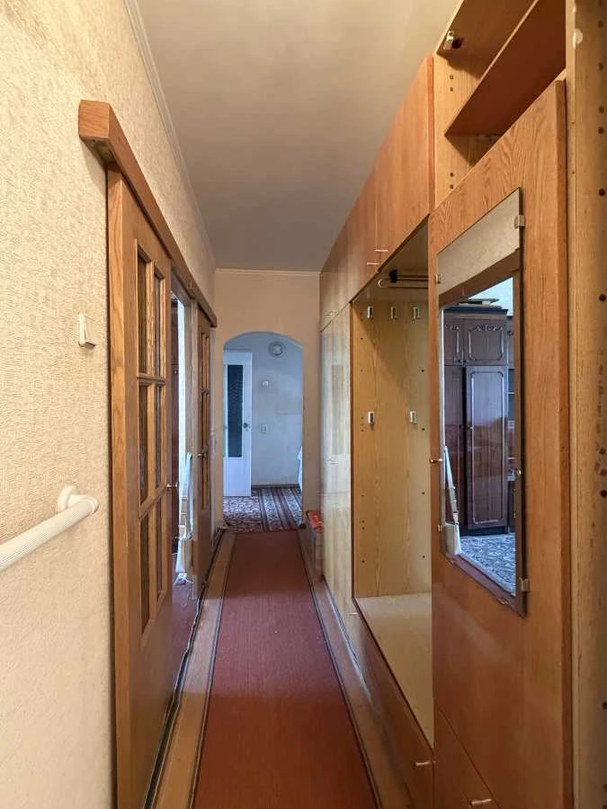 Продажа трехкомнатной квартиры 70 м², Здолбуновская ул., 7А