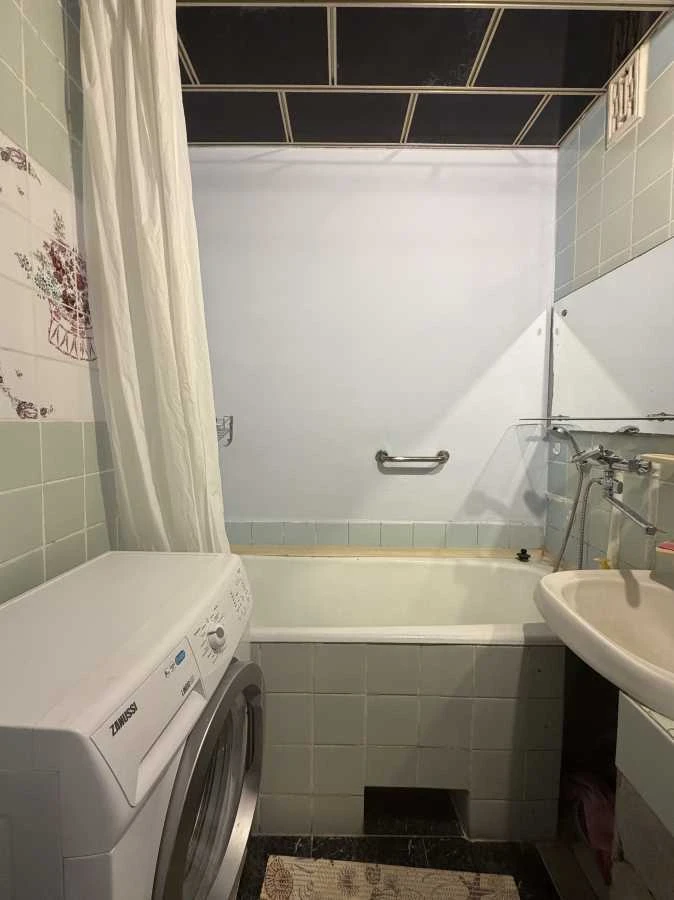 Продажа трехкомнатной квартиры 70 м², Здолбуновская ул., 7А