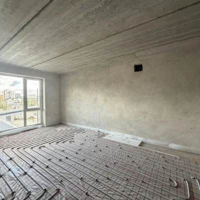 Urgent: 1-bedroom apartment 37 sq m with heated floor and plaster!