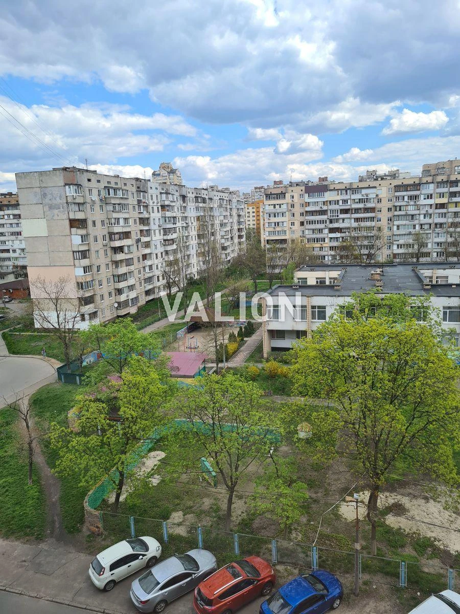 Продається квартира на Оболоні, вул. Північна 30, метро Геро