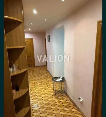 Sale of a 3-room apartment at Stepan Rudnicky Street 15