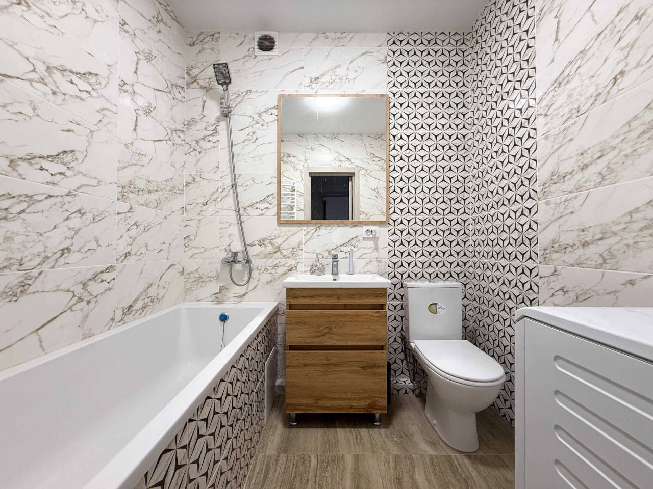 Sale of a 1-bedroom apartment on Zeleny Masiv!