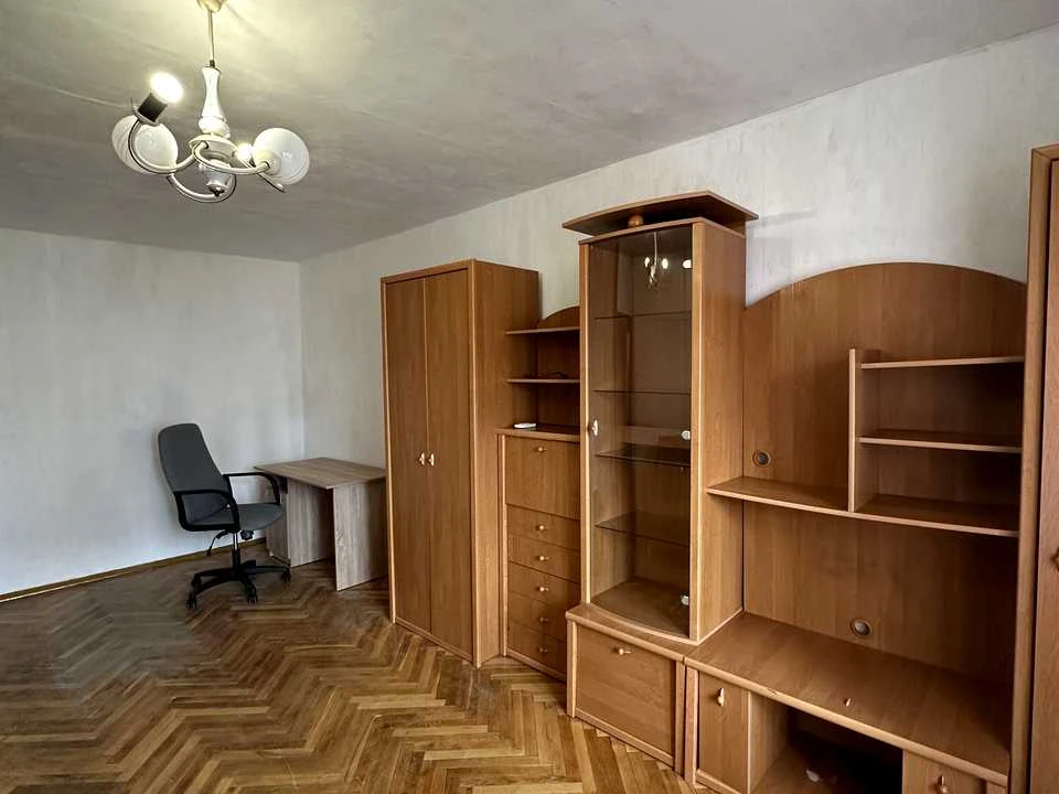 Квартира. Київ, Райдужна вул. 2Б