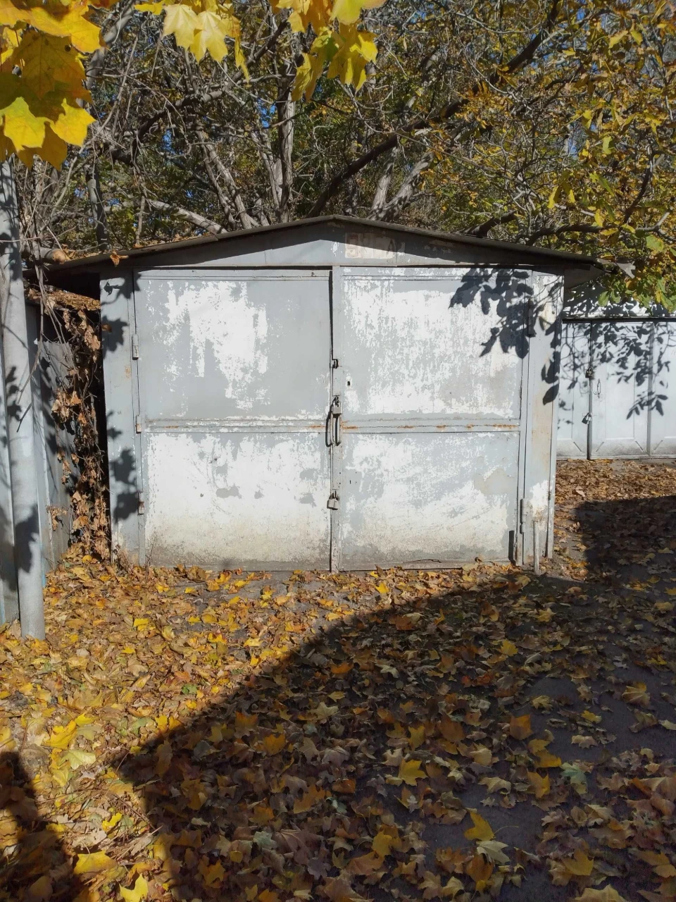 Продається гараж на Черемушках
