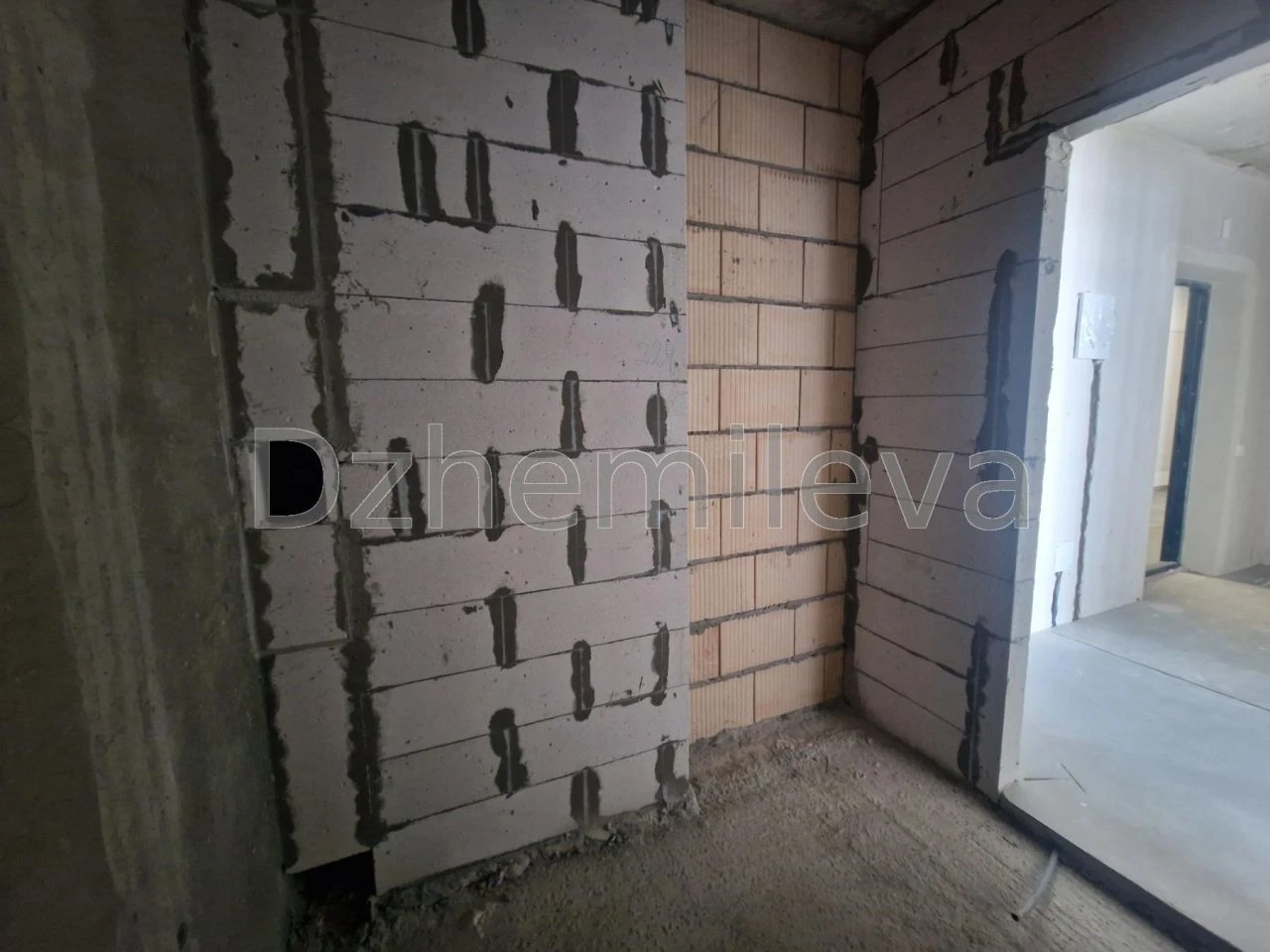 For Sale: One-bedroom apartment (49 sq m) in Kyiv, Podil District