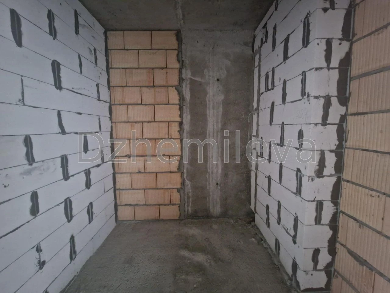 For Sale: One-bedroom apartment (49 sq m) in Kyiv, Podil District