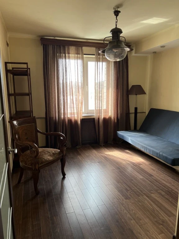 For Sale: 3-room apartment on Yange, 4, metro "Shulyavska", "Polite