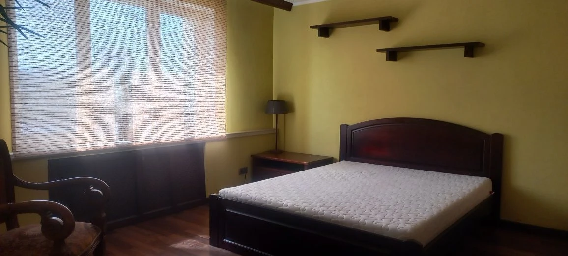For Sale: 3-room apartment on Yange, 4, metro "Shulyavska", "Polite