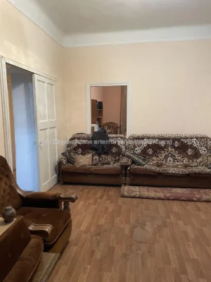 Продам 3к кирпич Метро Левада Автовокзал 66 квм 2/3 эт М05