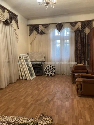 Продам 3к кирпич Метро Левада Автовокзал 66 квм 2/3 эт М05