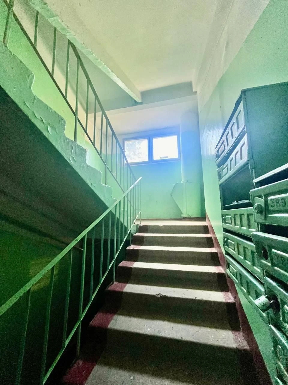Продам 3-кім. квартиру на Олексіївці, пр. Перемоги, 48, М Пе