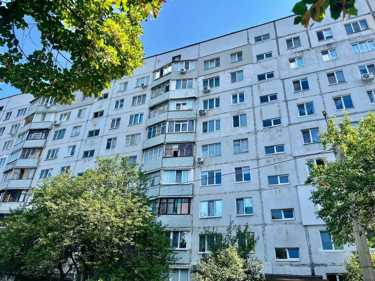 Продам 3-кім. квартиру на Олексіївці, пр. Перемоги, 48, М Пе
