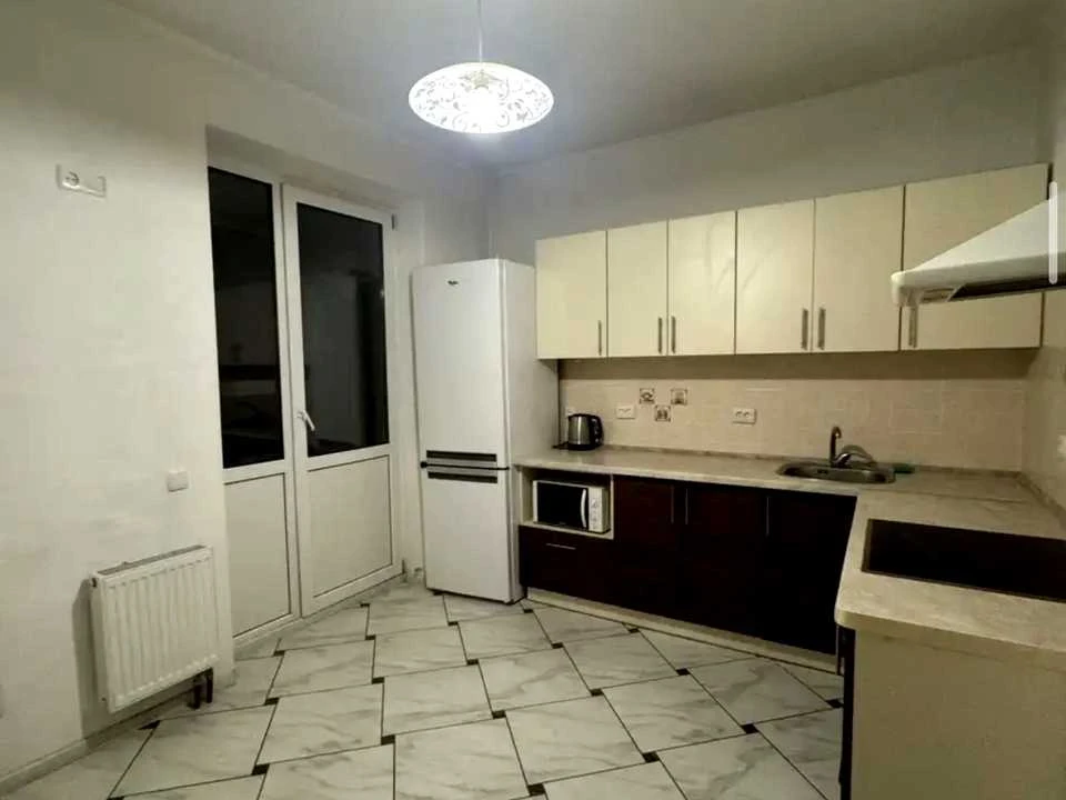 Квартира. Киев, улица Казимира Малевича