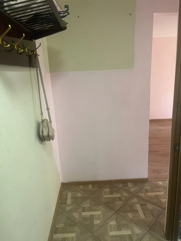 For Sale: Apartment on Lipinskogo Street
