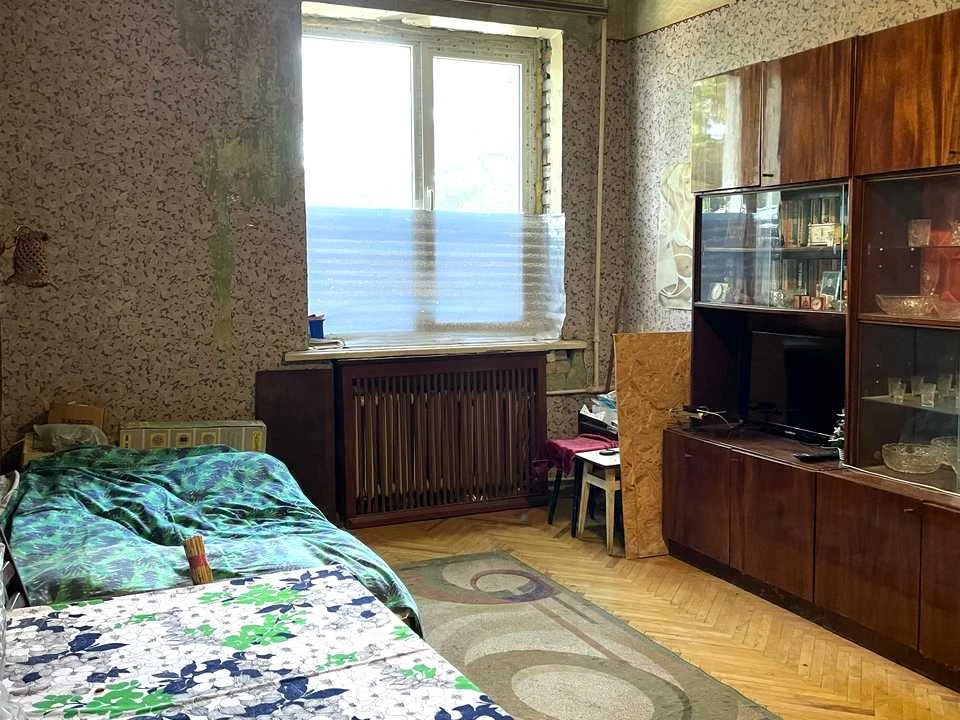 Apartment. Kharkiv, Boychukist Street