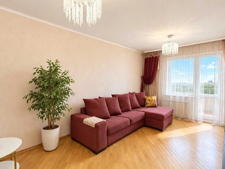 Apartment. Obolonsky Prospect, Kyiv