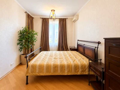 Apartment. Obolonsky Prospect, Kyiv