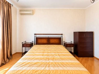 Apartment. Obolonsky Prospect, Kyiv