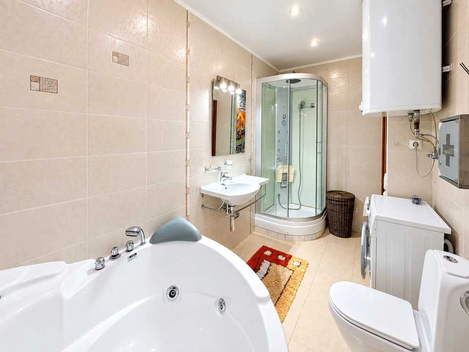 Apartment. Obolonsky Prospect, Kyiv