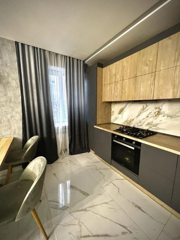 Urgent sale of a 3-bedroom apartment in the Popov area, 4/9 AGO
