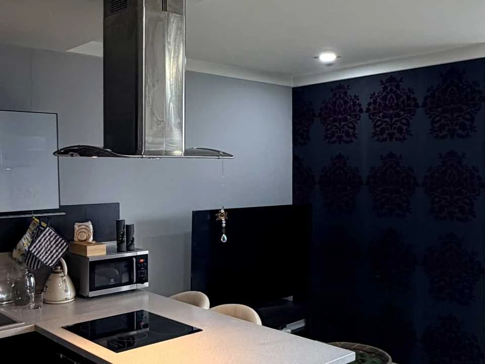 One-Bedroom Apartment. Sapernoslobidskaya Street, Kyiv