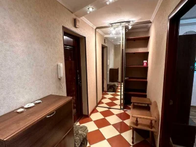 Квартира. Леоніда Бикова бульв.