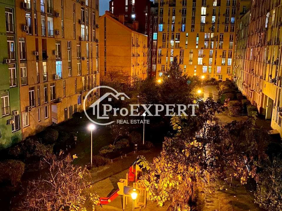 Квартира. Київ, Регенераторна вул.