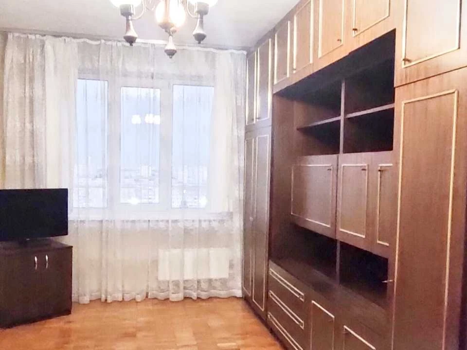 Квартира. Київ, вул. Зої Гайдай, 12/10