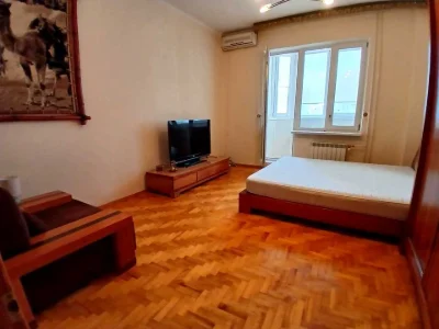 Квартира. Киев, Княжий Затон ул.