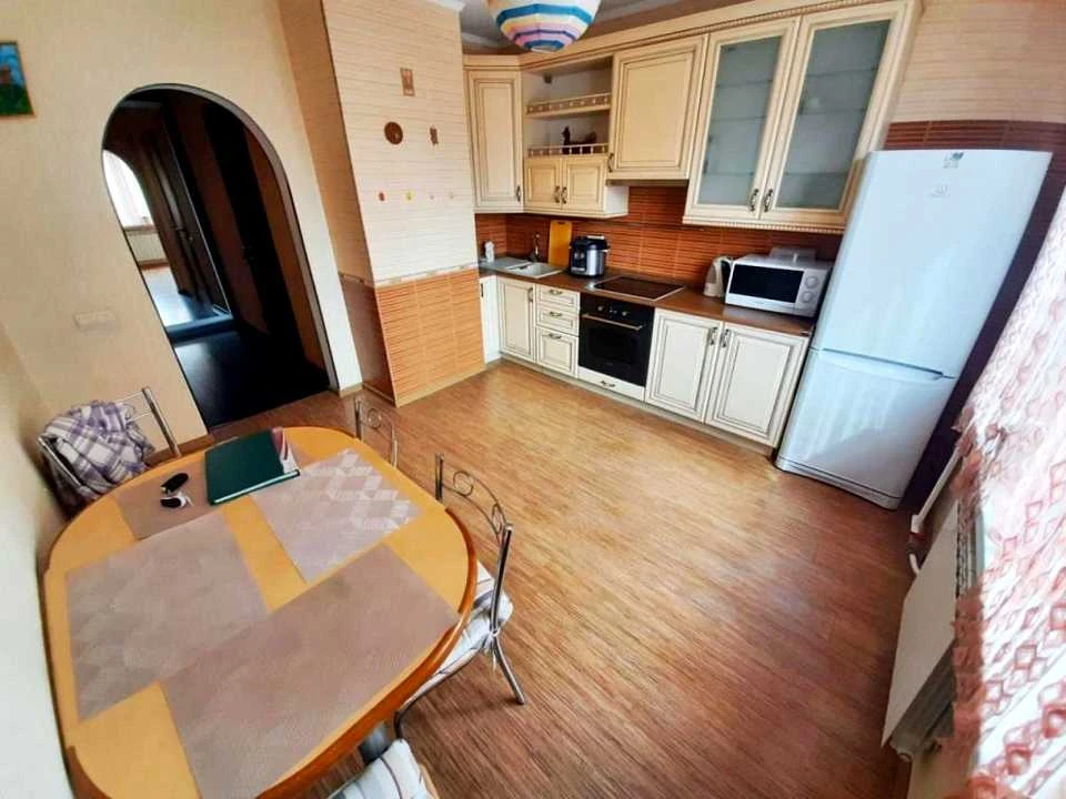 Квартира. Київ, Світла вул.