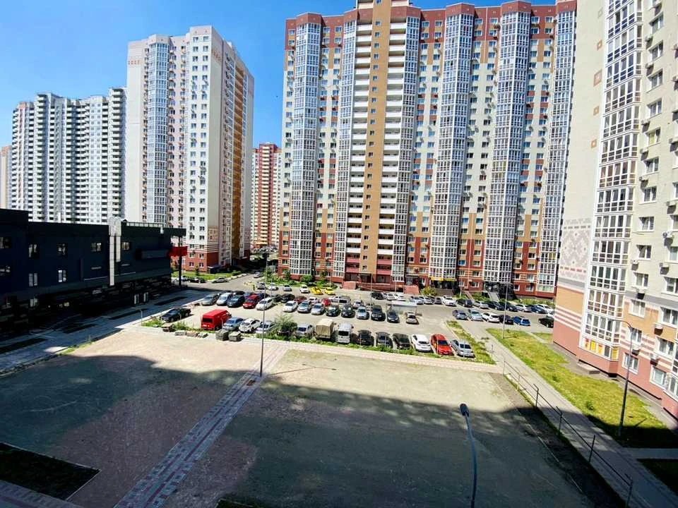 Квартира. Киев, улица Бориса Гмыри