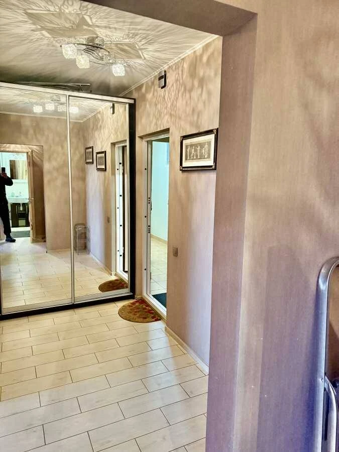 Продам 1-к квартиру Київ, Святошинський, Олевська вул, 7