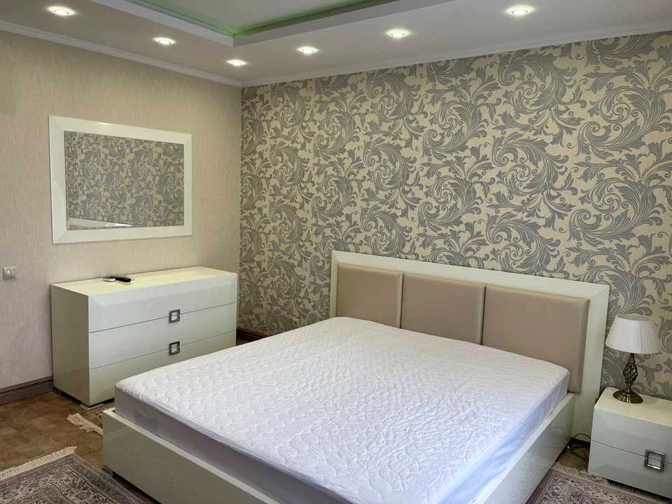 Apartment. Zolotoustyevska St., Kyiv