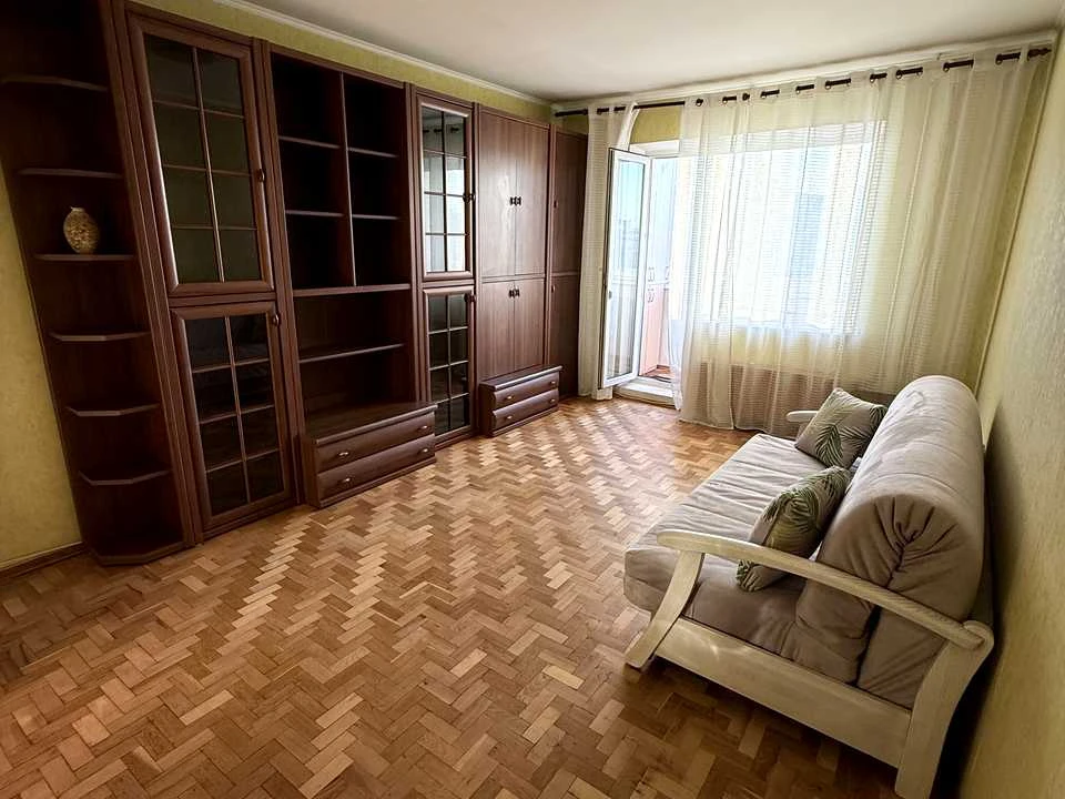 Квартира. Київ, вулиця Архітектора Вербицького