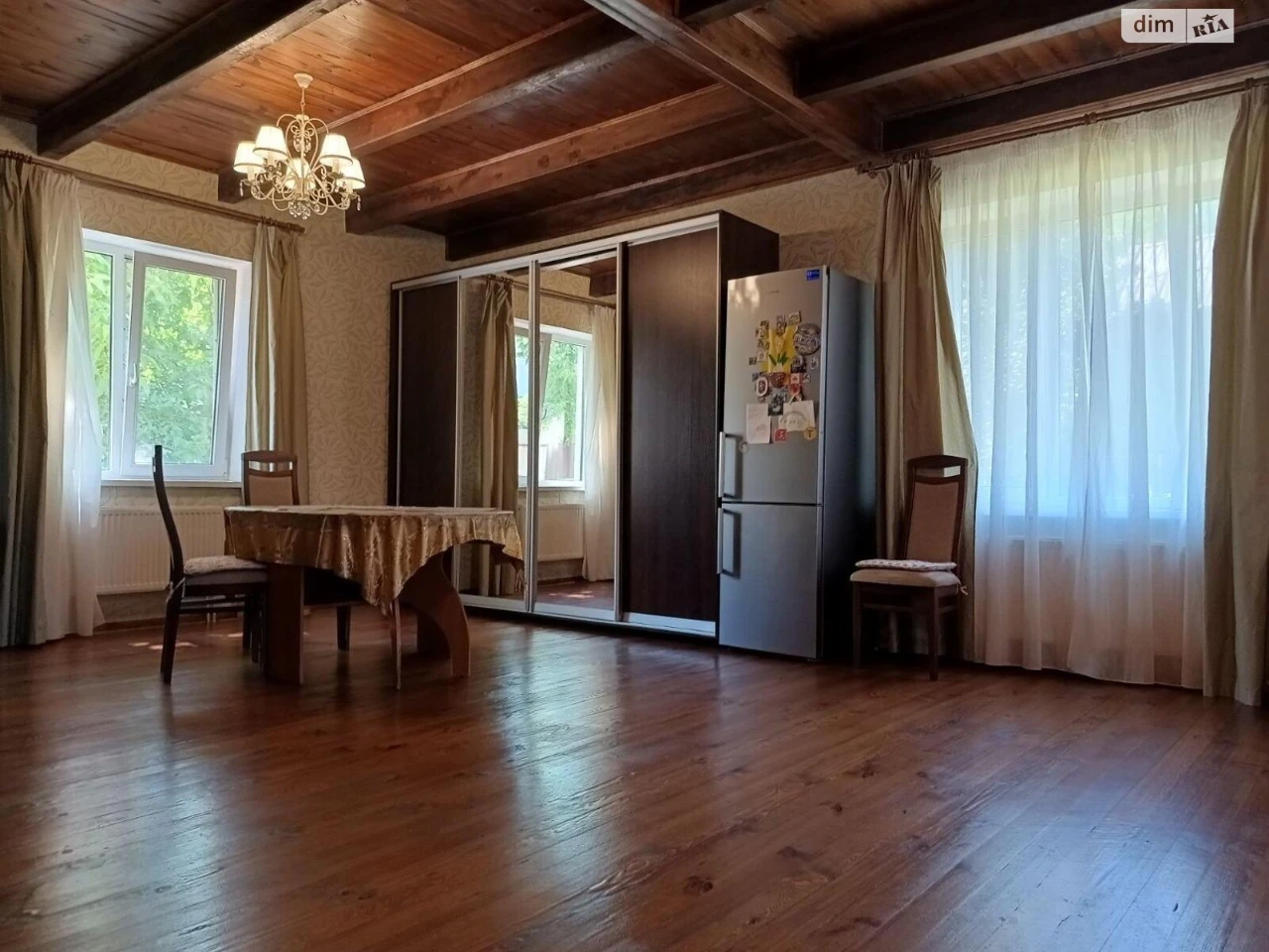 Long-Term Rental House Rusans'kyy Sady