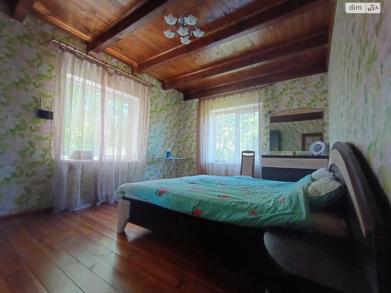Long-Term Rental House Rusans'kyy Sady