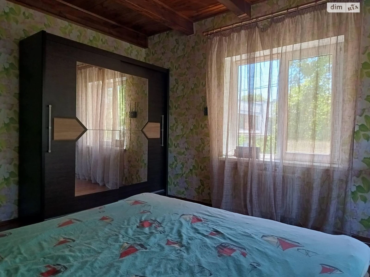 Long-Term Rental House Rusans'kyy Sady