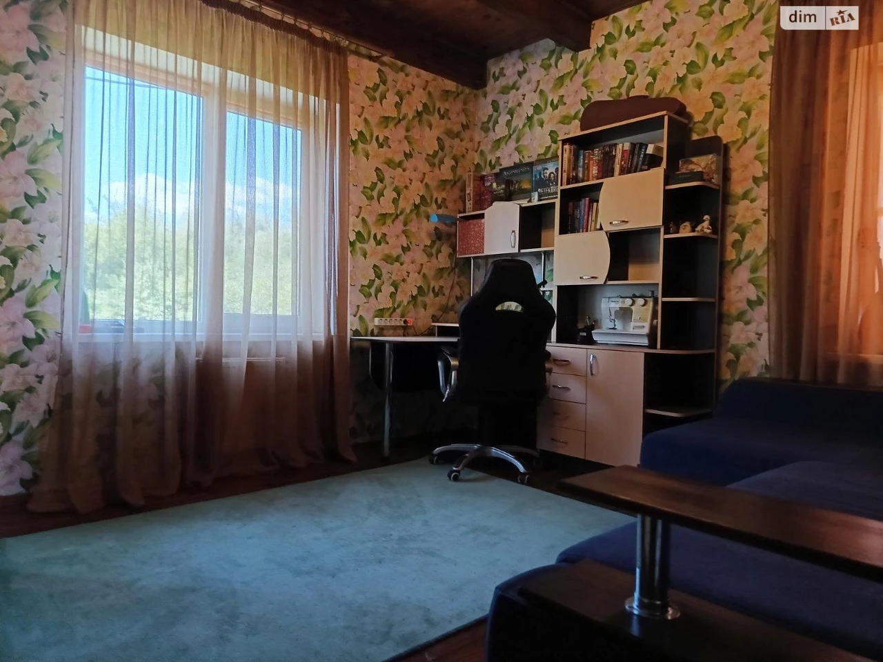 Long-Term Rental House Rusans'kyy Sady