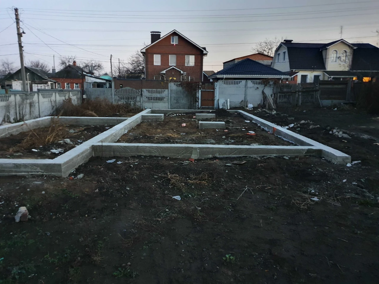 Земельна ділянка з новим фундаментом м.Суми вул. В.Затуливіт