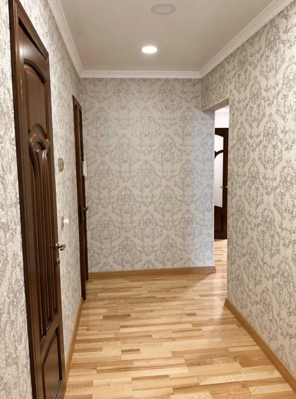 Продаж 3-кімнатної квартири