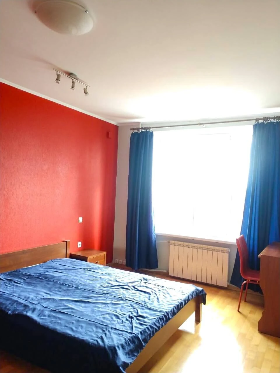 For rent: Panoramic 2-bedroom apartment in the center of Kyiv! No commission.