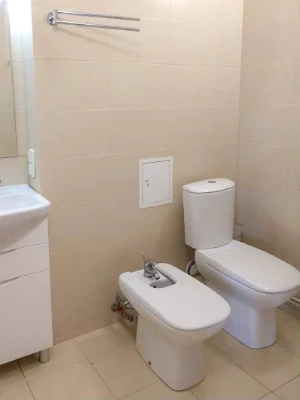 For rent: Panoramic 2-bedroom apartment in the center of Kyiv! No commission.